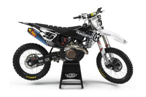 Husqvarna Racics Checkered