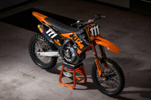 KTM 0FourPromo